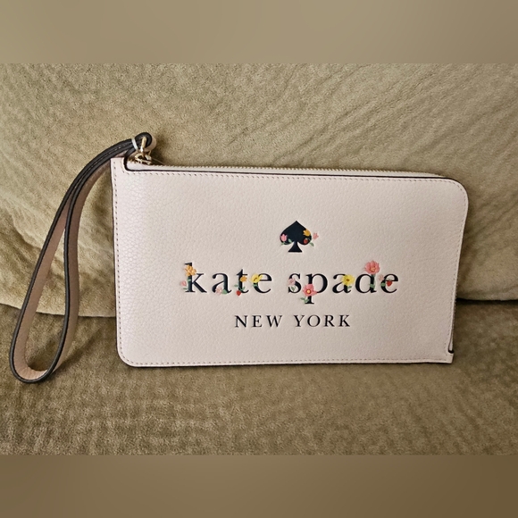 kate spade Handbags - kate spade Zip Wristlet light rose garden logo NWT Rare